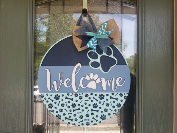 Dog Paw Welcome Door Hanger 16'